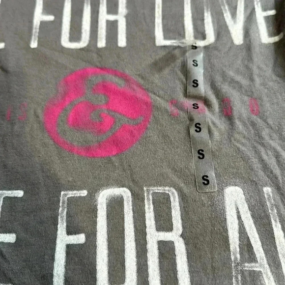Life Is Good Womens T Shirt All for Love - Love for All Gray Short Sleeve  Small - Picture 3 of 6